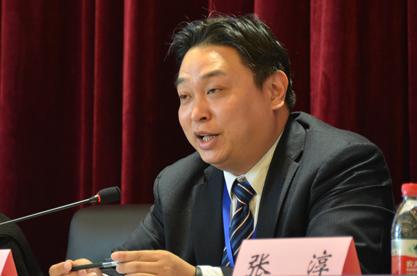 16扬州大学999策略白菜网站副教授包振宇专题报告.jpg 16扬州大学999策略白菜网站副教授包振宇专题报告.jpg